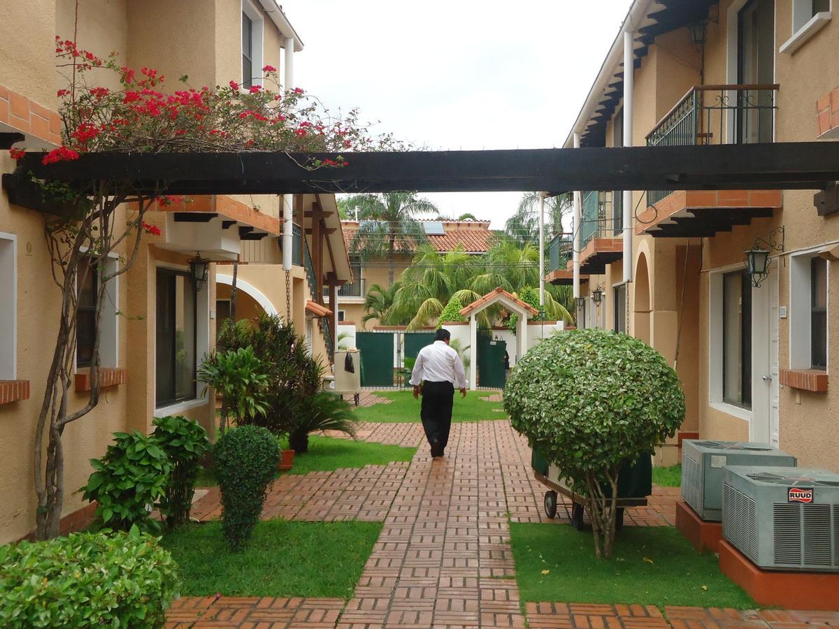 La Quinta Hotel Santa Cruz de La Sierra Zewnętrze zdjęcie