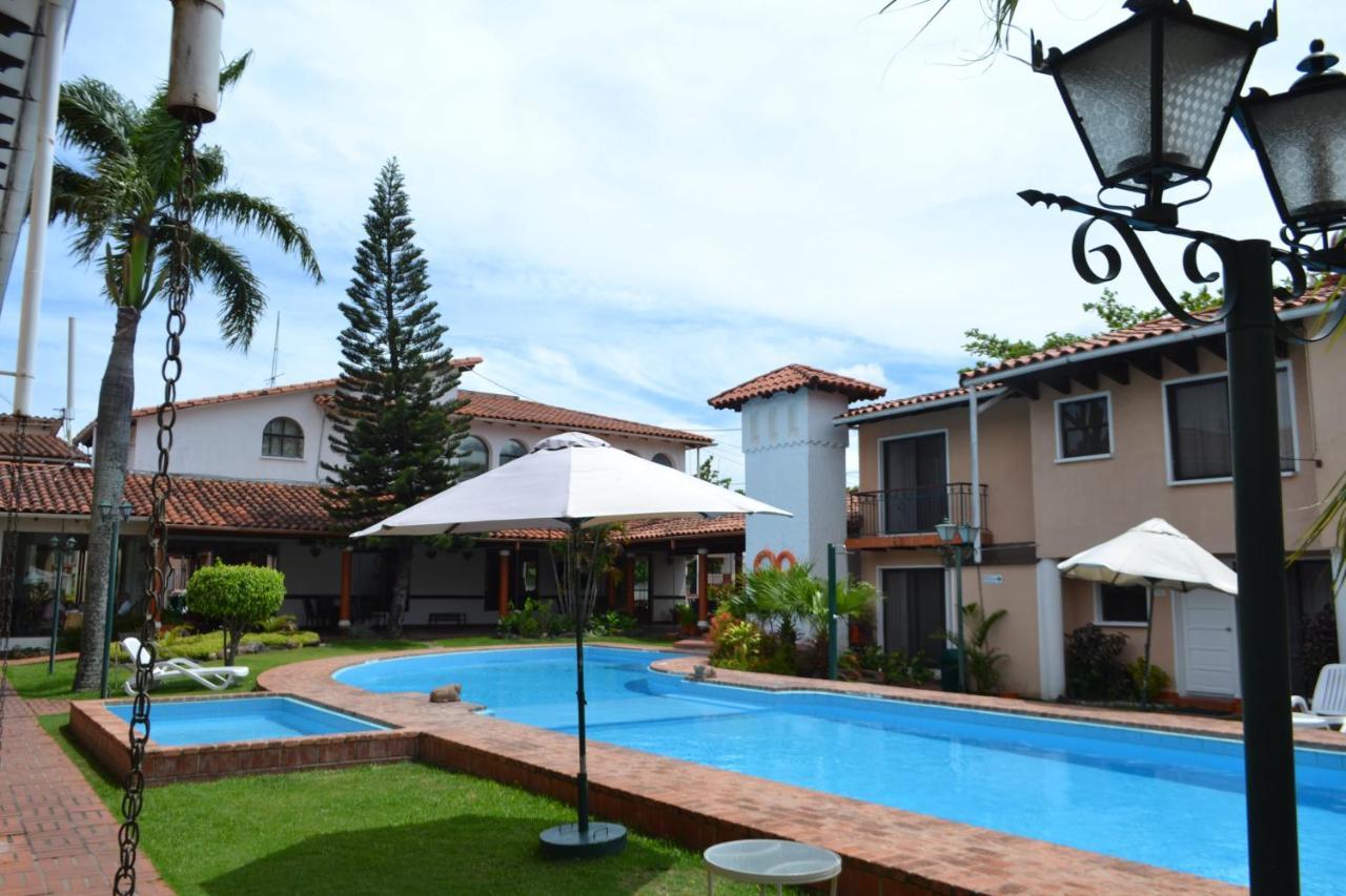 La Quinta Hotel Santa Cruz de La Sierra Zewnętrze zdjęcie